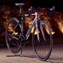 Bicicleta de Ruta de Aluminio Venzo Phoenix Pro 2024 Claris 16 vel Hombre