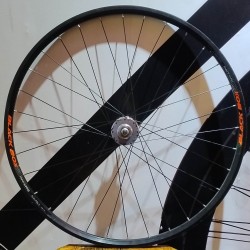 Rueda delantera R28 ARMADA clincher a rulemán 36H LIQUIDACION
