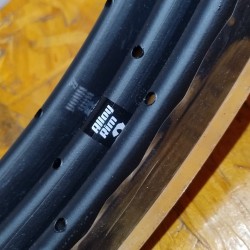 3 Aros clincher R28 Houston VRC 701 36H con pista LIQUIDACION